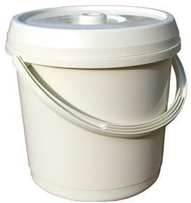Home In Style 14L Litre Plastic Bucket With Lid Carry Handle 3 Gallon Ideal for Tub Animal Feed Bird Seed Pet Food Storage Bin Pail Household,Paint,Camping Buckets (Cream)