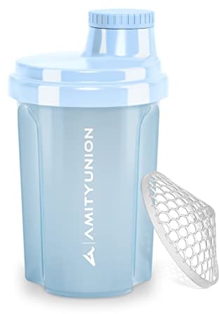 Protein Shaker 300 ml „Heaven“ auslaufsicher, BPA frei mit einklickbarem Sieb & Skala für Cremige Whey Shakes, Gym Fitness Becher für Isolate & Sport Konzentrate, Eiweiß Shaker, Original in Himmelblau