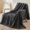 TOPCHANCES Kuscheldecke Milchsamt Plüsch Flauschige Decke Super Soft Wohndecke Dick 450GSM Flanell Bubble Couchdecke Warm Überwurfdecke Sofadecke Vielseitig Blanket Für Bett Sofa,Dunkelgrau,160×200cm