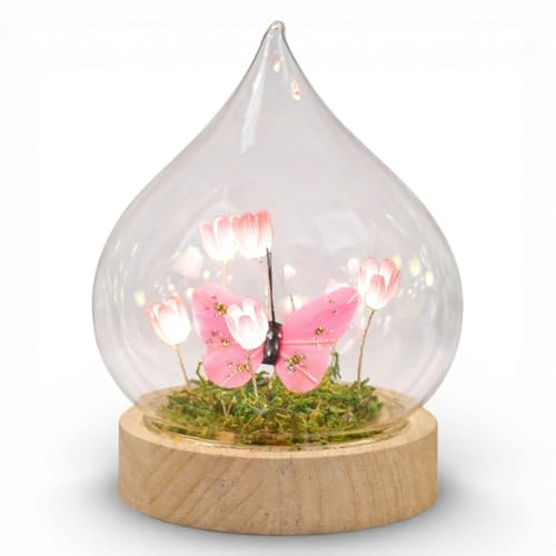 Kremers Schatzkiste LED Deko Rosa Tropfen Blumen Schmetterling Glaskugel mit Holzsockel & Timer 14cm - batteriebetriebene Frühlingsdeko für Tisch, Fensterbank & Geschenk