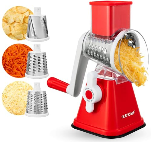 NutriChef Rallador de Queso 3 en 1 Modelo Color Rojo de Acero Inoxidable con Base de Succión Fuerte, Mango Giratorio con Bloqueo de Seguridad y Tres Cilindros Intercambiables: Fino, Medio y Tiras