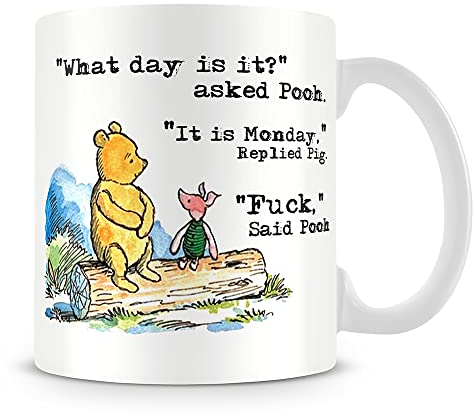 Tazza bianca con scritta in lingua inglese Monday Back to Work, con scritta The Pooh and Pig Friend College (lingua italiana non garantita)