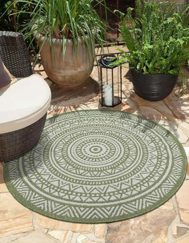 the carpet Mistra - robuster Outdoor Teppich, modern, Wetterfest & UV-beständig, für Balkon, Terrasse und Wintergarten Aber auch für die Küche geeignet, flachgewebt, Mandala, Grün, 120 x 120 cm Rund