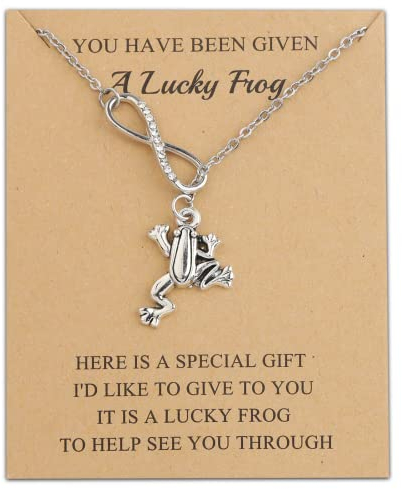 KUIYAI Cadeau en forme de grenouille porte-bonheur avec inscription « It Is A Lucky Frog To Help See You Through » (Lucky Frog CardUK)