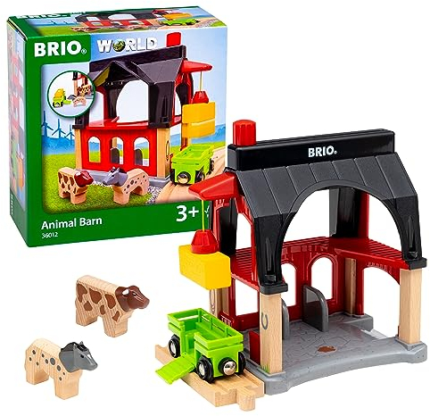 BRIO 36012 Tierscheune mit Heuwaggon - Zubehör zum Zugset für Kinder ab 3 Jahren