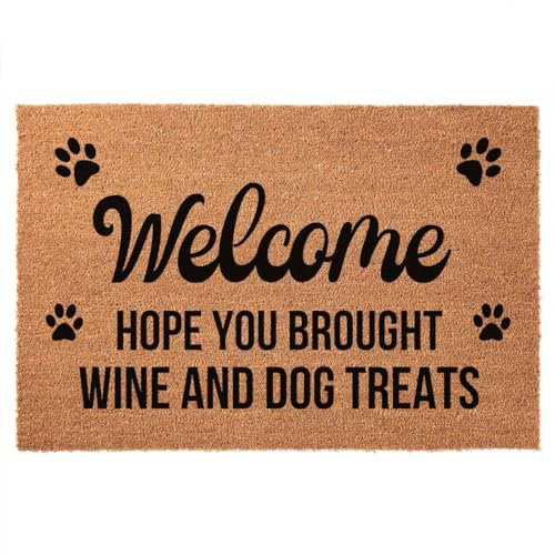 Lustige Kokosfaser-Fußmatte, Aufschrift Welcome Hope You Brought Wine & Dog Treats, für die Veranda, personalisierbare Teppiche mit strapazierfähiger, rutschfester Kokosfaser-Fußmatte, 60 x 40 cm