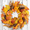 Benjia 45cm Herbstkranz für Haustür, Kranz Herbst Ahornblatt Türkranz Außer mit Samt Kürbisse Tannenzapfen Beere Halloween Kranz für Erntedankfest Tür Fenster Außendekoration