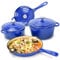 Denmay Emaille Gusseisen Kochgeschirr Set - 7-teiliges inkl. Dutch Oven, Bratpfanne, Schmortopf, Soßentopf mit 3 Deckel, Backen Holländisches Ofen-Set für alle Herdarten geeignet, Brotbacktopf, Blau