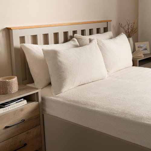 OHS White Pillows Case 4 Pack Shaggy, Teddy Fleece Hotel Quality Thermal Pillowcases Luxury Pillow Cover Fluffy Pillow Cases Side Sleeper Winter Warm Super Soft, 4 Pack
