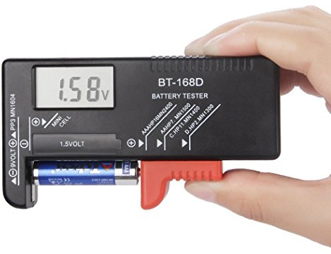 Digitalkey Tester per Batterie con Display Digitale da 1,5 a 9V - Per AA AAA C D e Bottone, normali e ricaricabili e molte altre