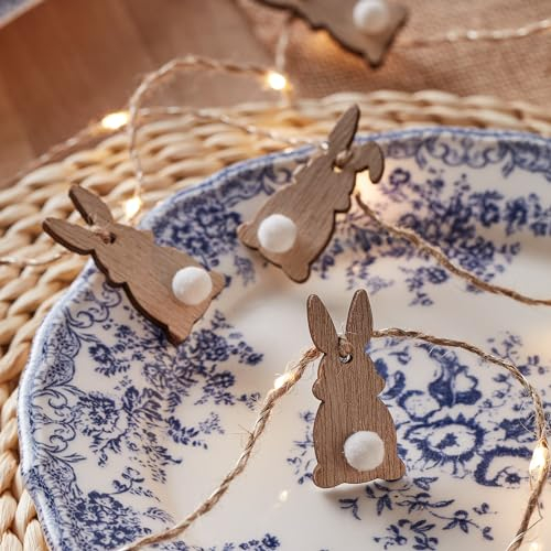 Lights4fun 20er LED Micro Osterhasen Lichterkette Holz warmweiß Timer Batterie Osterdeko Holz Innen Tischdeko Ostern LED Hase