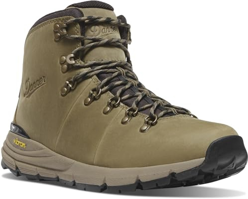 Danner Mountain 600 Leaf Gore-Tex Waterproof Hiking Boots for Men Made with Full-Grain Leather, with Breathable Gore-Tex Barrier and Traction Outsole, Olive/Timberwolf - 13 EE