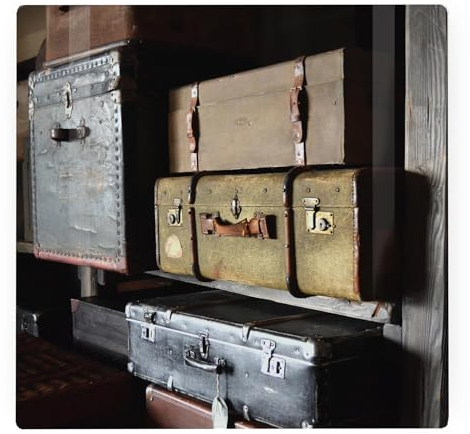 Großer quadratischer Glas-Arbeitsplattenschutz im Vintage-Stil, Reisegepäck, glattes Brett, Küchen-Schneidebrett, Arbeitsflächenschutz mit rutschfesten Füßen, 30 cm x 30 cm