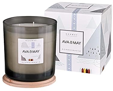 AVA & MAY Norwegen Große Duftkerze (500 g) – vegane Sojawachs-Kerze mit 70 Stunden Brenndauer – mit hochwertigem Duftöl aus Amber, Maiglöckchen und Moschus