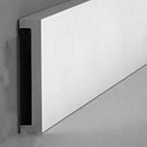 Zoccoletto battiscopa HDF RESISTENTE ALL'ACQUA passaggio fili - parquet laminato - MISURA 70 X 12 PREZZO AL ML (ASTA DA 2250MM) - COLORE ROVERE GRIGIO