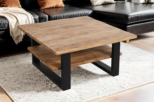 SAM Couchtisch 90x90 cm Patrick, Sofatisch/Beistelltisch mit Ablage, Mangoholz massiv, raue & naturbelassene Oberfläche, U-Metallgestell schwarz, echte Baumkante