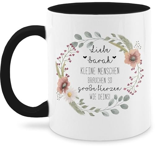 Tasse Tassen 325ml - Erzieher - Kleine Menschen brauchen so große Herzen wie deins | Erzieherin Geschenk | Tagesmutter Geschenke | Krippe Abschiedsgeschenk KiGa - 325 ml - Schwarz