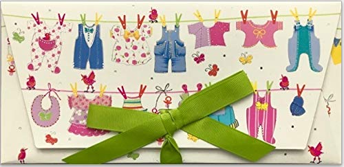 Geschenk-Gutschein zum Kind mit Baby-Wäscheleine: Gutschein-Karte mit Schleife für persönliche Grüße, original von Turnowsky (est. 1940)