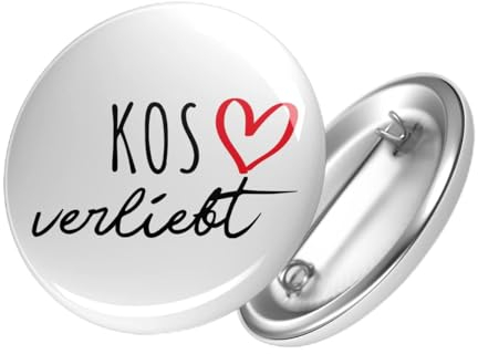 Huuraa Button Kos verliebt Ansteckbutton 25mm mit Namen deiner lieblings Insel Geschenk Idee für Freunde und Familie