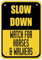 Retro Hinweisschild Warnschild Metall Poster Slow Down Watch For Horses And Walkers Vintage Signs Retro Aluminum Tin Sign for Kitchen Office Garden Bar Cafe Decor 20,3 x 30,5 cm