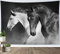 LB Wandteppich Schwarzes und weißes Pferd Wandtuch Wildes Tier Wandbehang Weinlese Tapisserie für Wohnzimmer Schlafzimmer Wohnheim Wanddeko,200x150cm