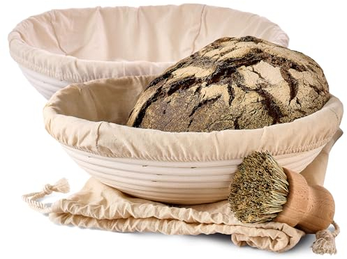 Praknu Gärkorb zum Brotbacken 2er Set - Aus nachhaltigem Rattan - Rund - 30cm - Set inkl. Bürste, Leineneinlage & Brotbeutel - Geruchsneutral