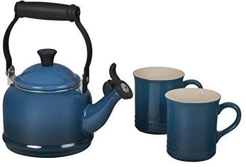 Le Creuset Enamel On Steel Demi Kettle & Stoneware Set of 2 Mugs, 1.25 qt. Kettle & (2) 14 oz. Mugs, Deep Teal