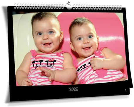 KALVOS Deutscher Personalisierter Fotokalender 2025, Wandkalender A3 und A4, Jahreskalender Zum Selbstgestalten, Monatskalender, Familienkalender, Das Perfekte Geschenk, Bastelkalender, Kalender 2025