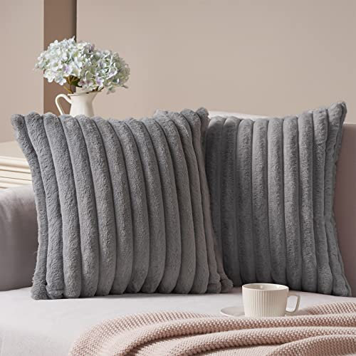 Topfinel 2er Set Kissenbezug 45x45 grau Kunstfell gestreift Muster Plüsch Ultra weich Dekorative Kissenbezüge Kissenhülle Dekokissen Sofakissen für Sofa Schlafzimmer Wohnzimmer
