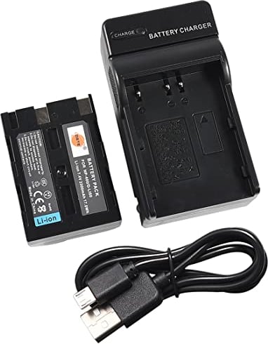DSTE D-LI50 Pack of 2 Li-ion Batteries and Micro USB Charger Compatible with Pentax D-LI50, K10, K10D, K10D GP, K10D Grand Prix, K20D Konica Minolta NP-400, a Sweet Digital, a-5 Digital, a-7 Digital