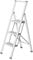 WENKO Leichte Aluminium Trittleiter mit 3 Stufen für 75 cm höheren Stand, rutschsichere XXL-Stufen, Design Klapptrittleiter, TÜV Süd Zertifiziert, 44 x 127 x 5,5 cm, Weiß