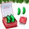 Misdary 2 Stück Weihnachtsgurken Ornament Deutsche Weihnachten Gurke Ornament Deutsche Tradition Geblasenes Glas Baumschmuck in Geschenkbox mit Geschichte und Legende