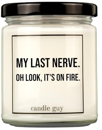 candle guy Duftkerze im Glas [Brennzeit 70h] - Duft-Kerze handgemacht mit Spruch | Freches Geschenk für Frauen, Freundin, Geburtstag | 100% Sojawachs, schöne natürliche Düfte mit ätherischem Öl