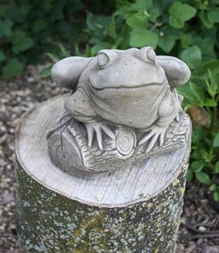 Oloma Design Garden frog statue Stone frog figurine Concrete wild animal sculpture Outdoor home decoration Water animal decor Lawn ornament Lover gift Backyard decor Handmade statue
