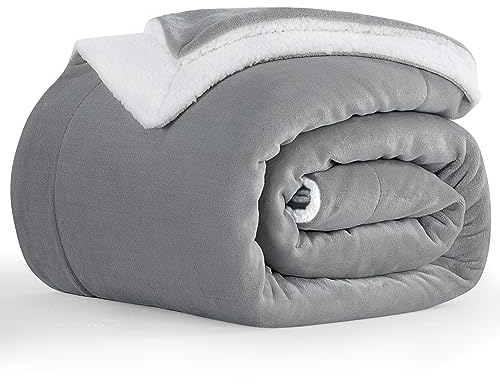 Aisbo Plaid Coperta Pile Singolo - Coperta Calda Invernale per Divano e Letto Singolo 130x150 cm Pile di Flanella e Sherpa Morbida Grigia Chiaro, Sherpa Blanket for Sofa and Couch