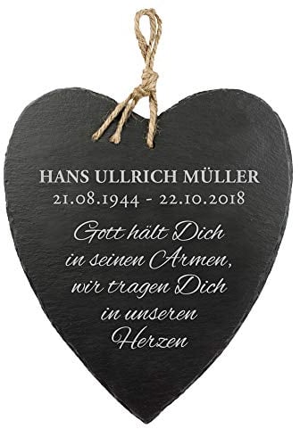 Casa Vivente Schieferherz mit Gravur Personalisiert mit Name und Datum, Gott hält Dich in seinen Armen…, Trauerherz, Grabschmuck mit Jute-Band zum Aufhängen, Grab-Dekoration mit Inschrift