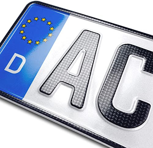 schildEVO 1 Carbon Kfz Kennzeichen | 360 x 110 mm | Kurzes Autokennzeichen 36 cm | OFFIZIELL amtliches Nummernschild | DIN-Zertifiziert – EU Wunschkennzeichen mit individueller Prägung