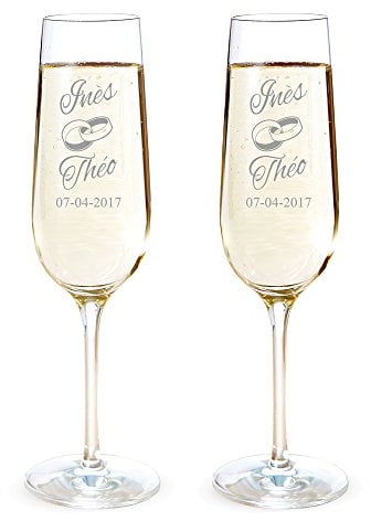 AMAVEL Set de 2 Flûtes à Champagne avec 2 Anneaux, Personnalisées avec 2 Prénoms et 1 Date, Volume 0,2 L