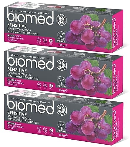 BIOMED – Sensitive Zahnpasta 3 x 100 g, stärkt den Zahnschmelz und reduziert die Empfindlichkeit, beruhigt das Zahnfleisch und schützt vor Karies, frei von Fluorid, SLS, PEG, Saccharin