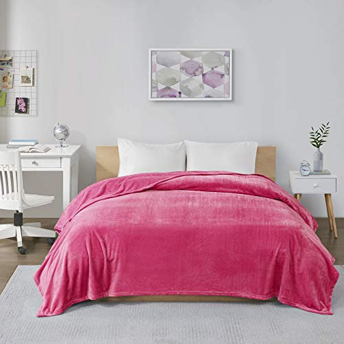 Intelligent Design Microlight Plush All Season Blanket, Twin/Twin XL, Pink
