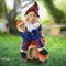 FGX Gartenzwergstatue, Gnometastisch, Polyresin, Gartenzwerg, Gartendekoration, für Zuhause, Gartendekoration, Dekoration, Geburtstag (A)