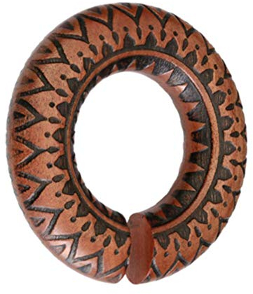 CHICNET Damen Herren Ohrgewicht Dehner Expander Ohr Piercing aus Holz in rot braun, Ring Donut Creole Dehnschnecke, dunkle Gravur Zacken, Plug Tunnel, 8mm - 20mm