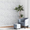 Sufrk Papier peint 3D motif floral gris, rouleau de papier peint non tissé en relief 3D à rayures modernes pour salon, chambre à coucher, cuisine