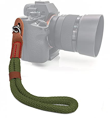 MyGadget Dragonne Universelle pour Appareil Photo - Sangle Main de Sécurité pour Appareils Numériques Réflex Hybrides etc. Coton & PU Cuir - Vert