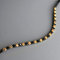 GlücksHucke Glitzer Stirnriemen Pferd geschwungen 'Black & Gold' mit großen Steinen in matt Schwarz & Gold, handgenäht (WB XL, Lederfarbe Dunkelbraun)