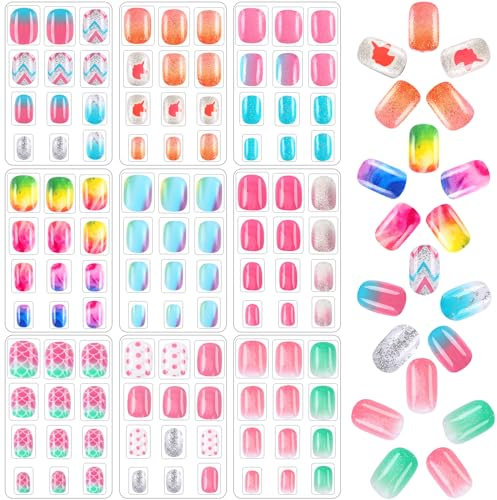 DTOFOOT 108Pcs Fake Press on Nails for Kids,Acrylic Full Cover False Press on Nails Girls Stick for Kids Children Birthday Party Favors Gift Nail Art Decoration（9 Pack Gradient Style）