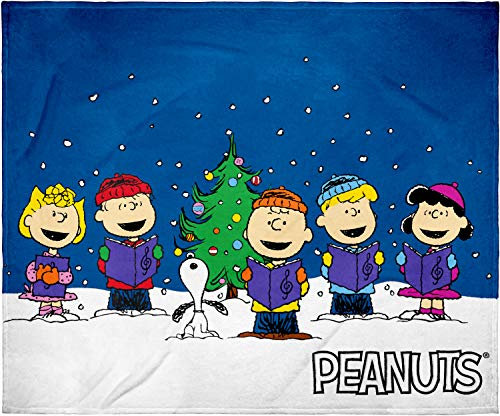 INTIMO Peanuts Snoopy Charlie Brown and Gang Christmas Caroling Silk Touch Fleece Plüsch Überwurfdecke