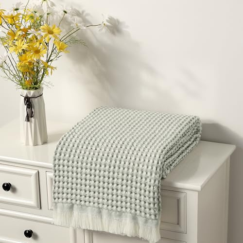 CREVENT Farmhouse Boho Strickdecke für Couch, Sofa, Sessel, Bett, Wohnraumdekoration, weich, warm, kuschelig, leicht, für Frühling, Sommer, Herbst (127 cm x 152 cm, Waffelgrün)