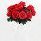 Beluapi bouquet di rose rosse artificiali, 9 teste di fiori finti decorativi in plastica, bouquet da sposa per casa, giardino, festa (stelo dritto rosso, senza vaso)