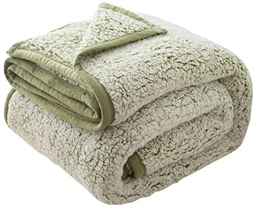 EMME Kuscheldecke Sherpa Decke Flauschig,228x228 cm,Dicke und Elegant, Sofadecke Doppelgesicht Extra Weich, Warme Gemütliche Wendbare Flauschige Wohndecke Decke für Couch und Bett,Salbei